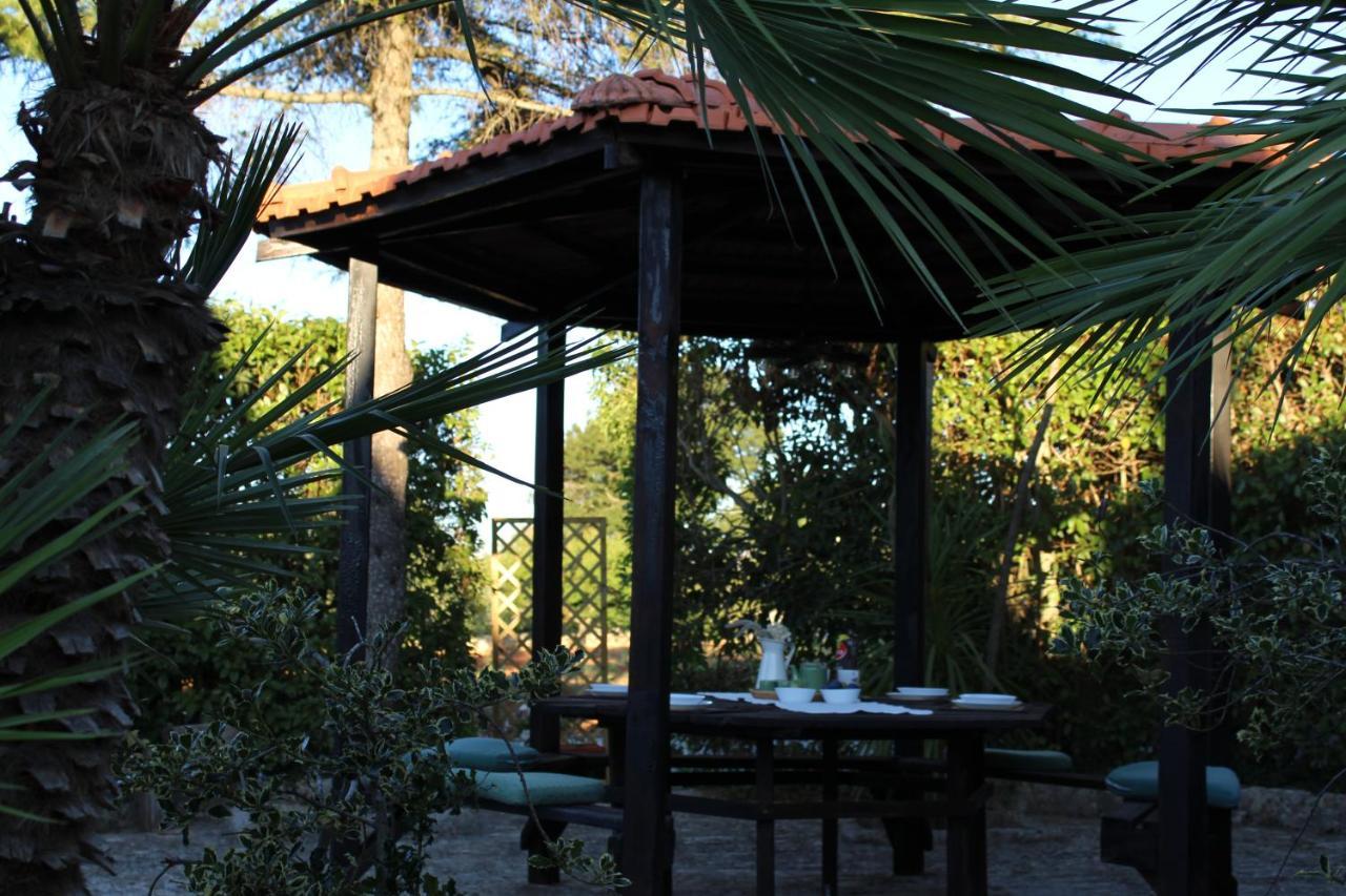 Trullo Sette Tindenule Villa Cisternino Exterior photo