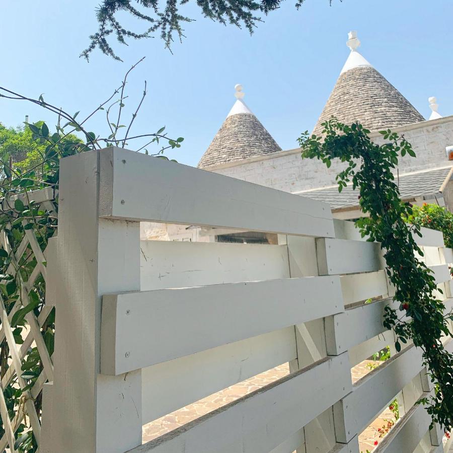 Trullo Sette Tindenule Villa Cisternino Exterior photo